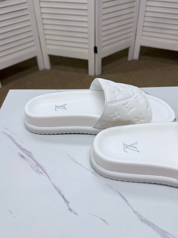 Louis Vuitton Sandal 7