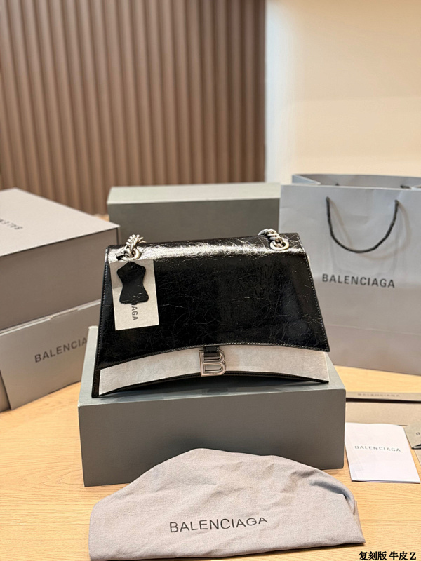 Balenciag* · 3