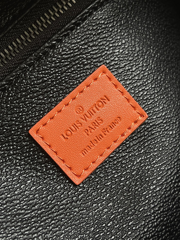 Louis Vuitton 5