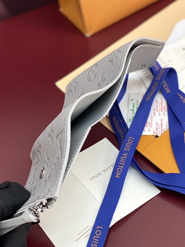 Louis Vuitton 7
