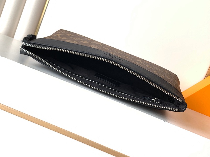 Louis Vuitton 7