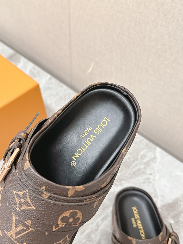 Louis Vuitton 8