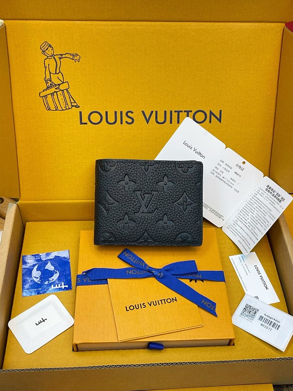 Louis Vuitton Wallet 7