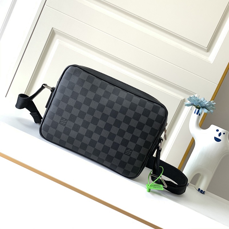 Louis Vuitton 2