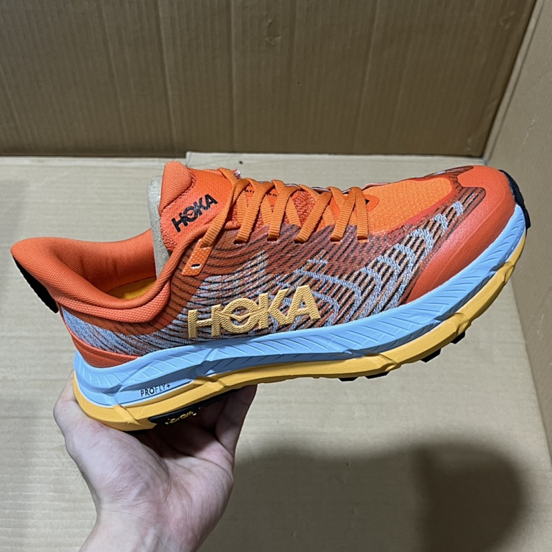 Hok* Shoes