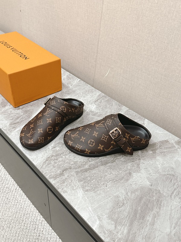 Louis Vuitton 4