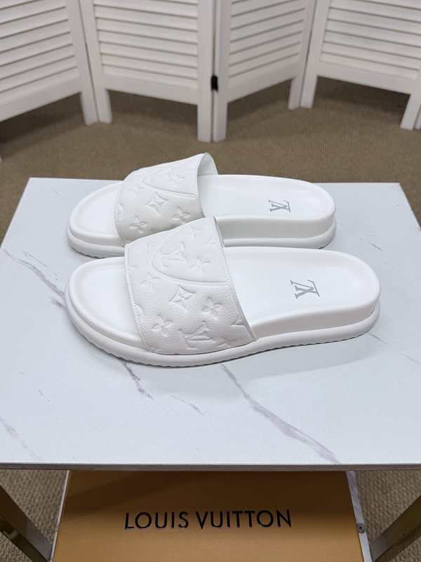 Louis Vuitton Sandal 2