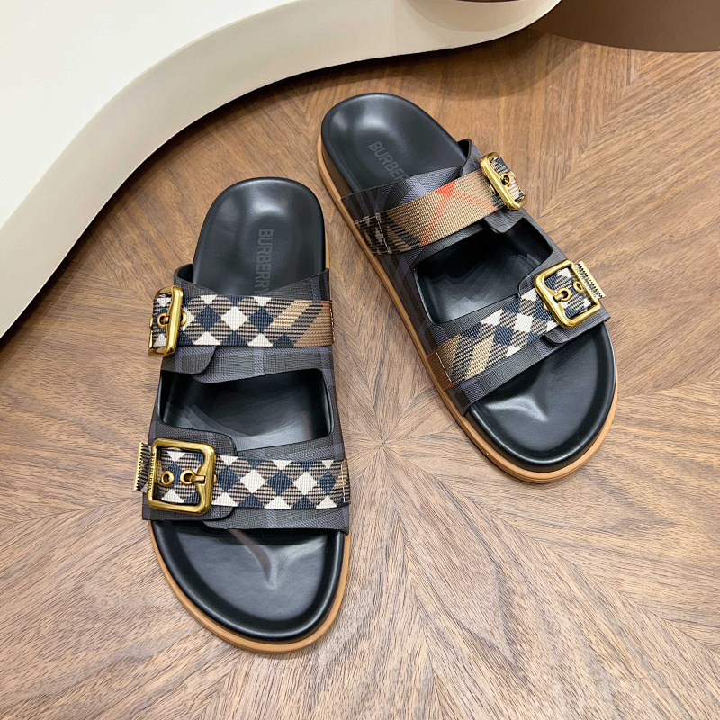 Burberr* Sandal · 4