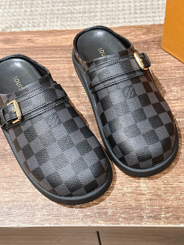 Louis Vuitton 7