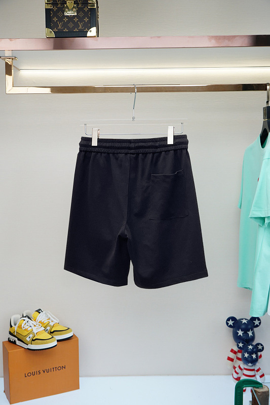 Louis Vuitton Short 4
