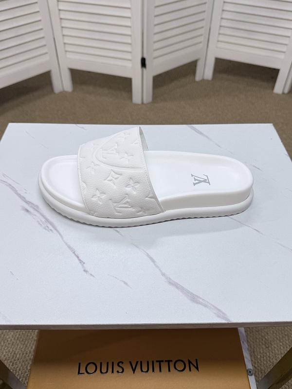Louis Vuitton Sandal 8