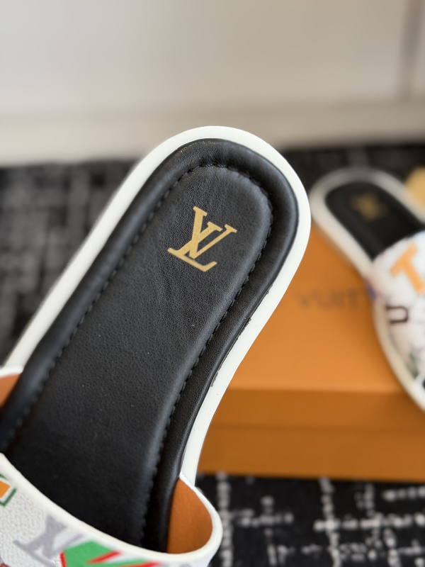 Louis Vuitton Sandal 2