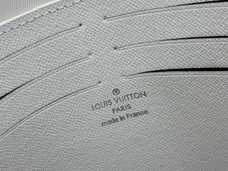 Louis Vuitton 2