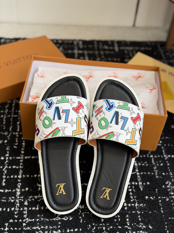 Louis Vuitton Sandal 6