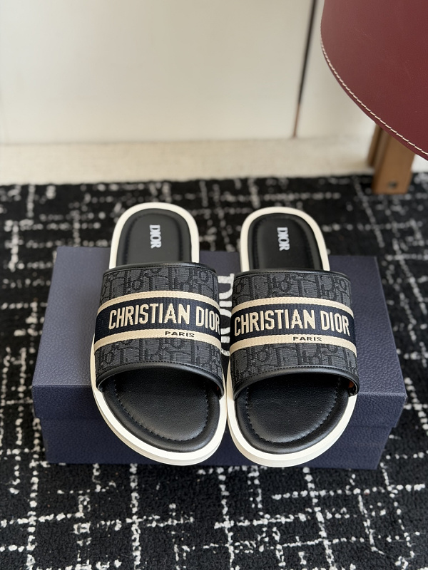 Dio* Sandal · 5