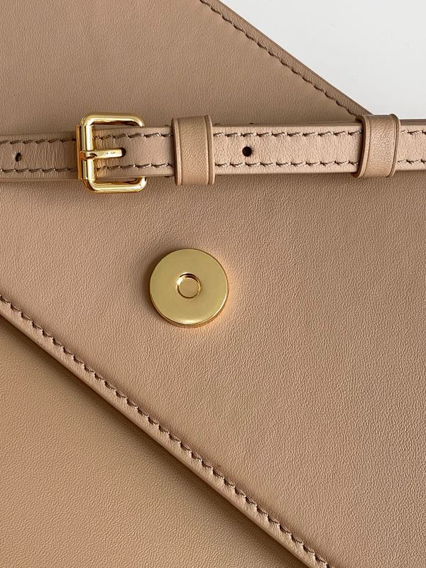 Louis Vuitton 3