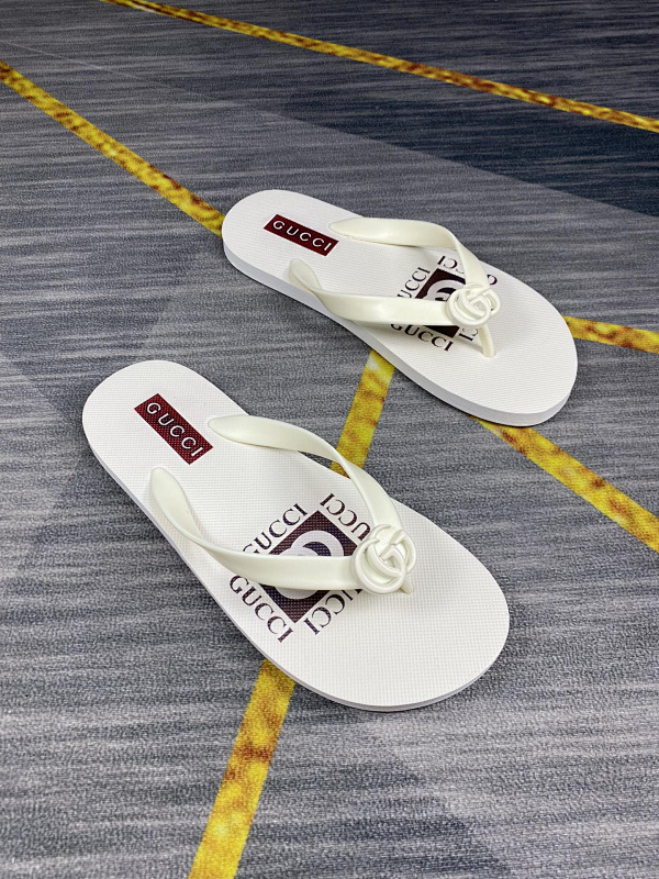 Gucc* Slipper · 2