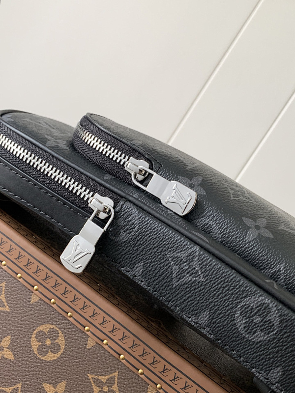 Louis Vuitton 2