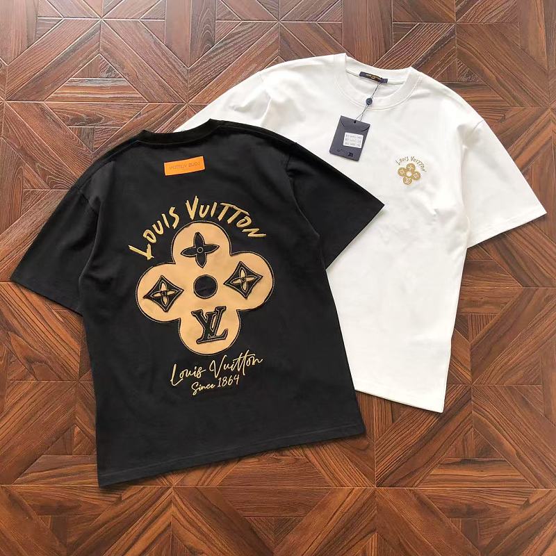 L⭐ T-shirt · 5