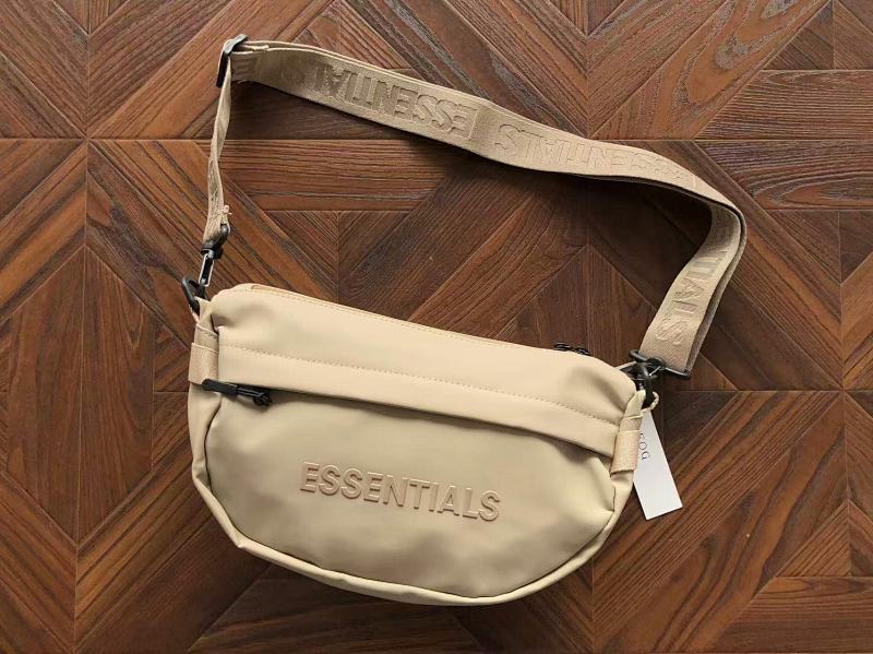 Essentials Bag 4