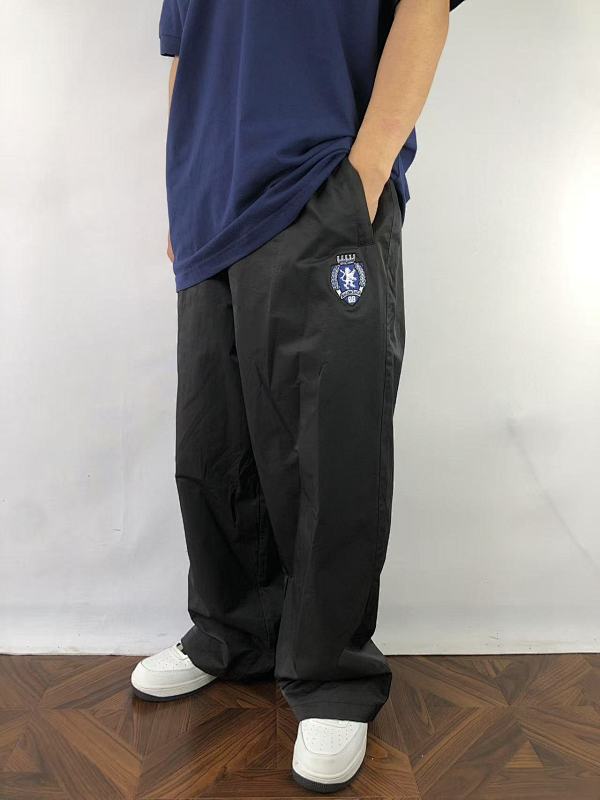 B⭐l⭐⭐⭐ia⭐a Trousers · 5