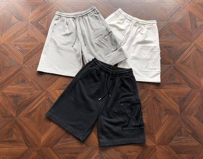 L⭐ Shorts · 6