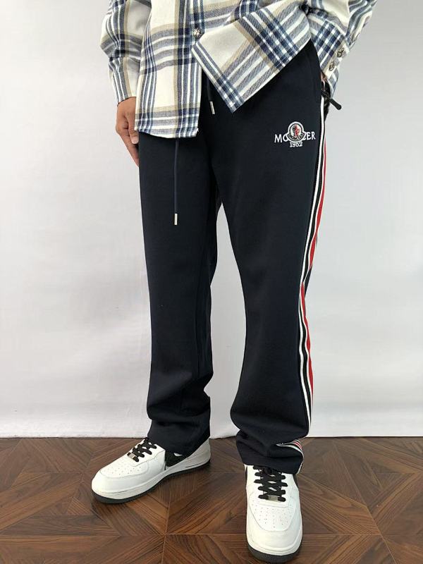 M⭐⭐⭐⭐⭐r Trousers · 2