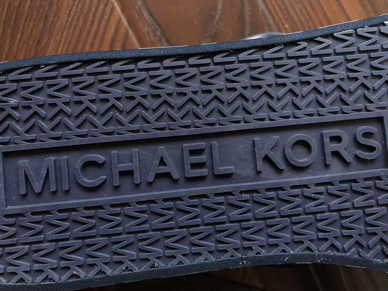 Mi⭐ H⭐ El K⭐ ⭐ S Slippers 9