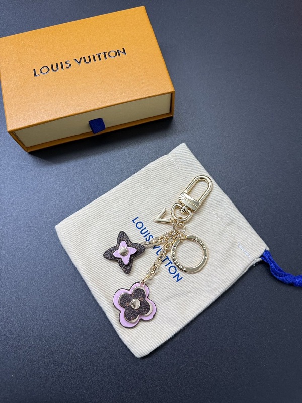 L⭐ Jewelry 9