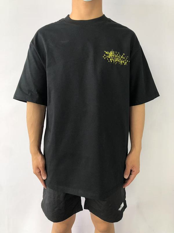 L⭐ T-shirt · 2