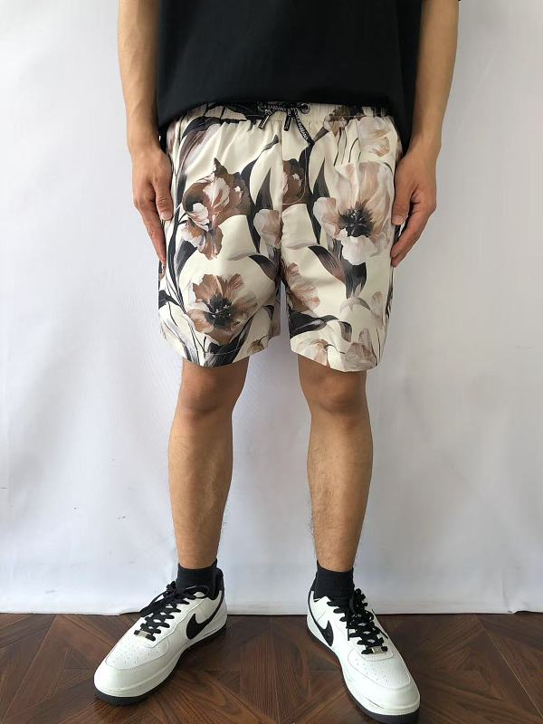 D⭐lc⭐ Ga⭐b⭐⭐a Shorts · 2