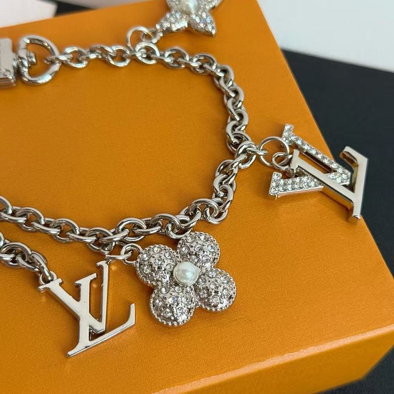 L⭐ Jewelry 3