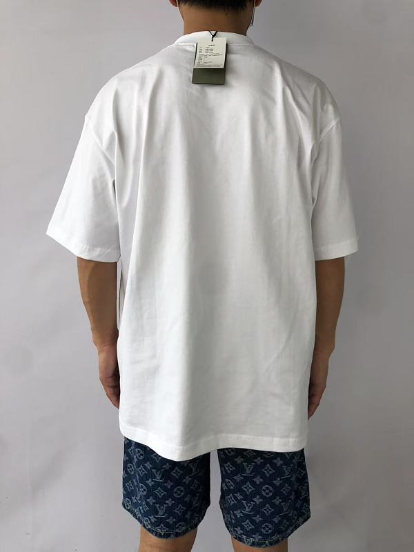 B⭐l⭐⭐⭐ia⭐a T-shirt · 6