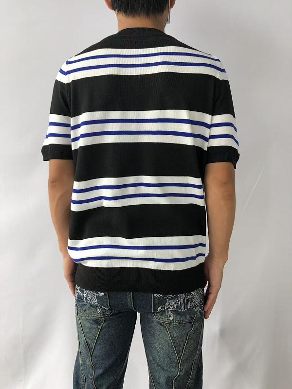 L⭐ C⭐ St⭐ T-shirt Sweater · 4