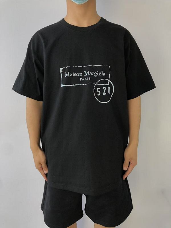 M⭐ Is⭐ N M⭐ R⭐ Ie⭐ A T-shirt · 2