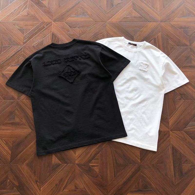 L⭐ T-shirt · 5