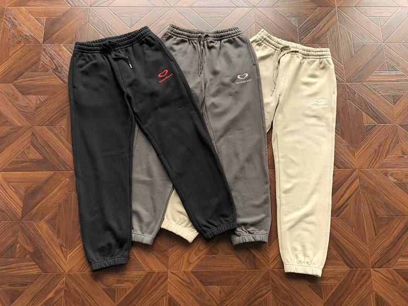 B⭐l⭐⭐⭐ia⭐a Trousers · 6