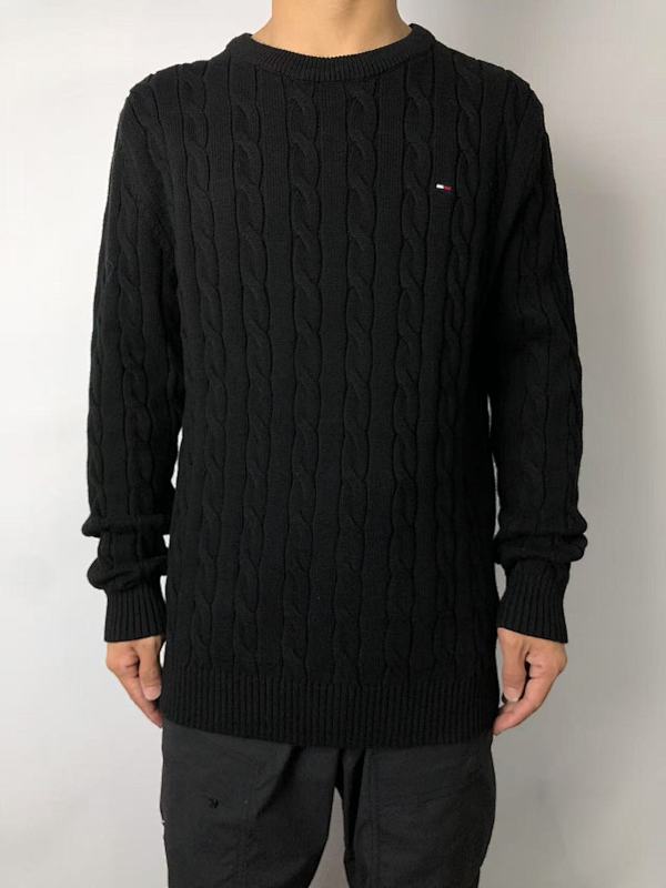 T ⭐⭐ ⭐ H⭐⭐ ⭐r Sweater · 4