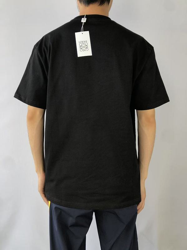 L⭐e⭐ ⭐ T-shirt · 3