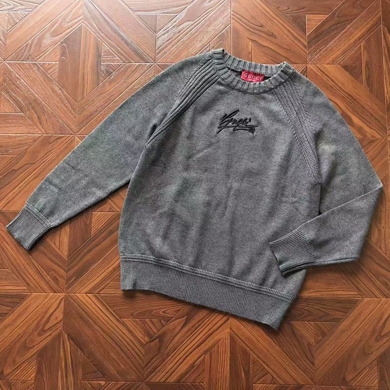 G⭐ C⭐ I Sweater · 5