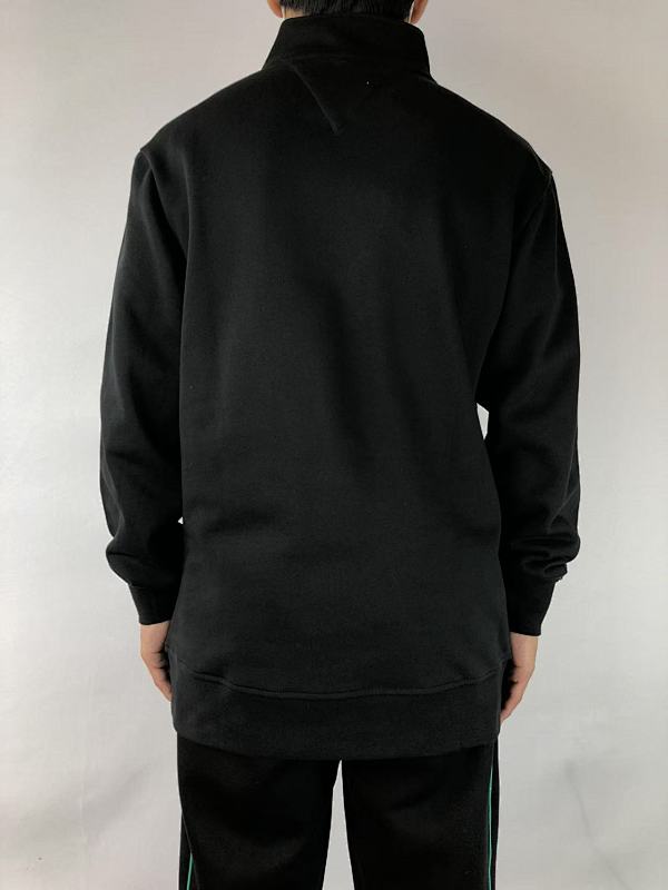 T ⭐⭐ ⭐ H⭐⭐ ⭐r Sweater · 3