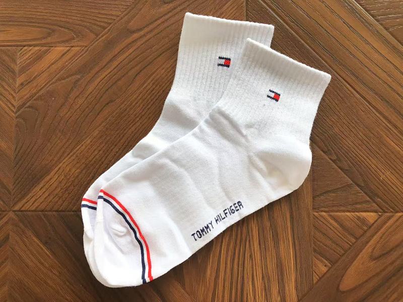 T ⭐⭐ ⭐ H⭐⭐ ⭐r Socks 8