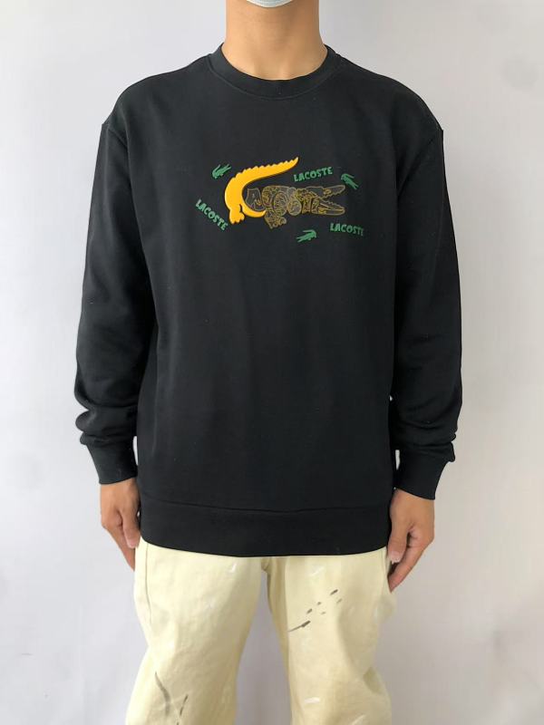 L⭐ C⭐ St⭐ Sweater · 2