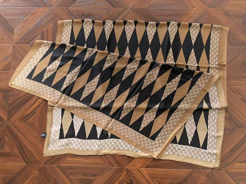 G⭐ C⭐ I Scarf 9