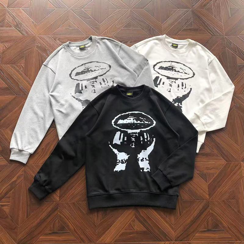 C⭐rt⭐⭐z Sweater · 5