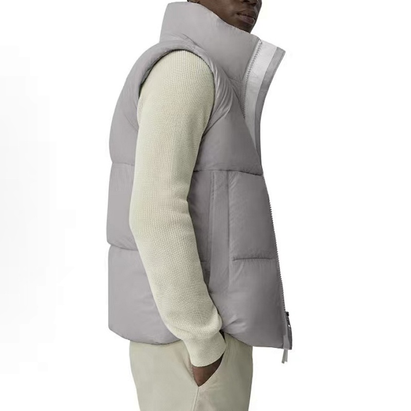 C⭐n⭐⭐a G⭐⭐⭐e Down Vest · 4