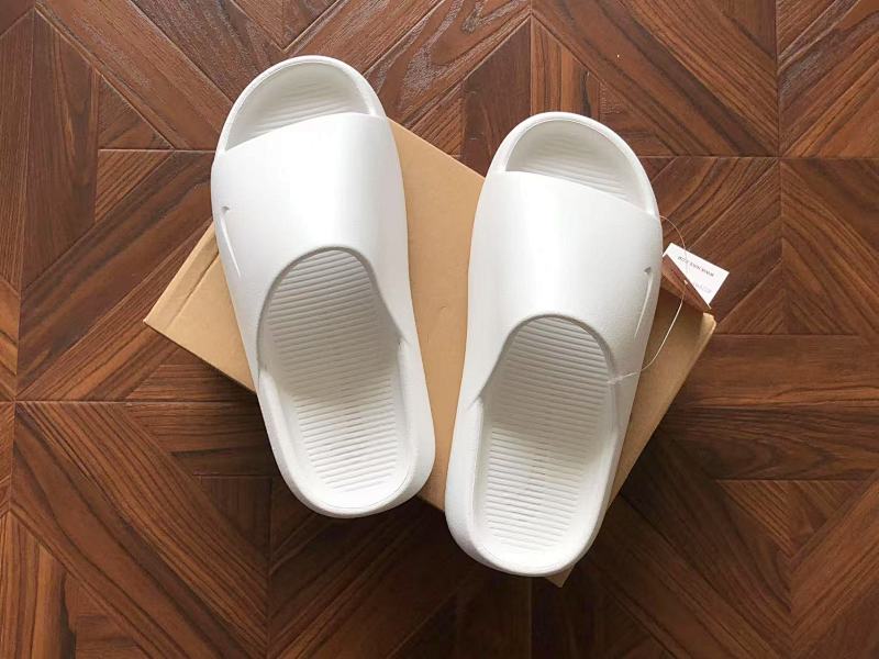 Sale N⭐ K⭐ Slippers 7