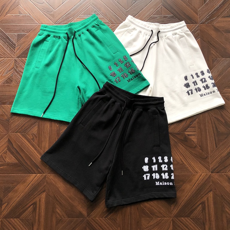 M⭐ Is⭐ N M⭐ R⭐ Ie⭐ A Shorts · 6