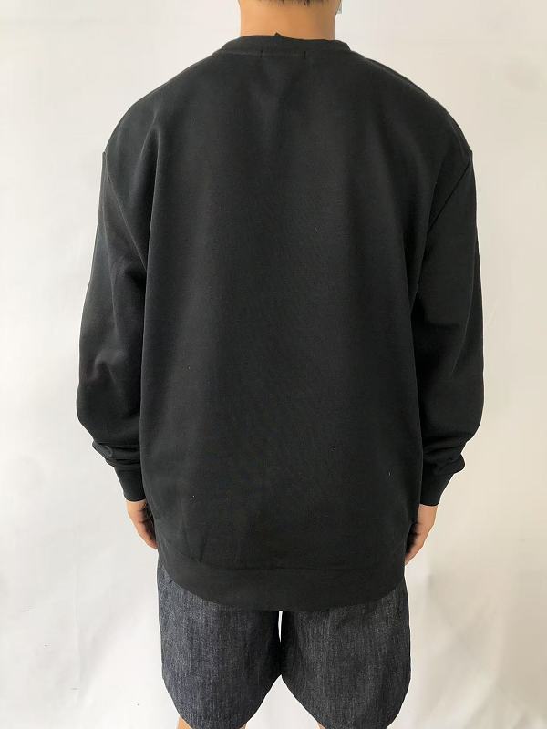 Karl Lagerfeld Sweater · 3
