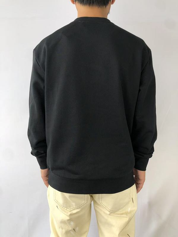 L⭐ C⭐ St⭐ Sweater · 3